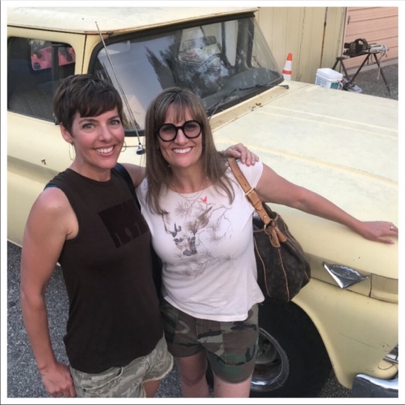 Meet your Posher, Laina - Picture 6 of 6